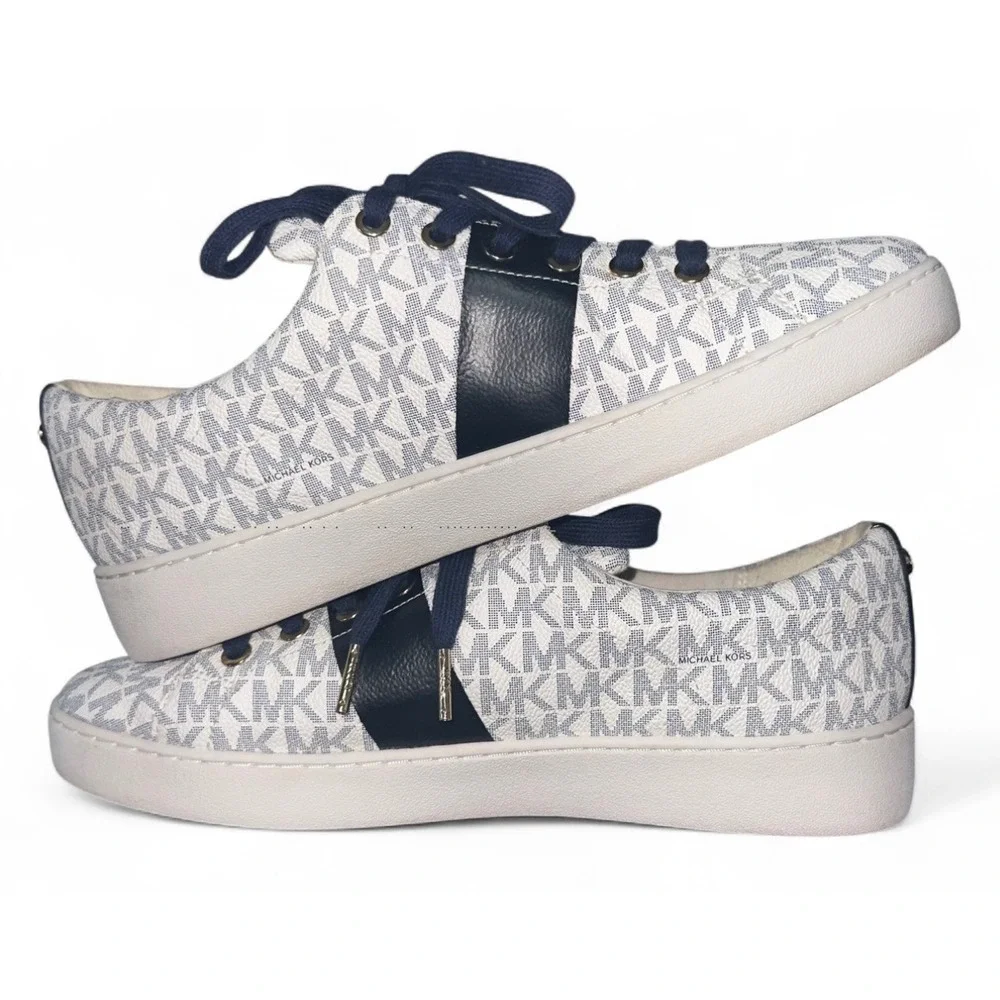 Michael‎ Kors Women's MK Signature Logo Low Top Sneakers White Navy Size 9.5